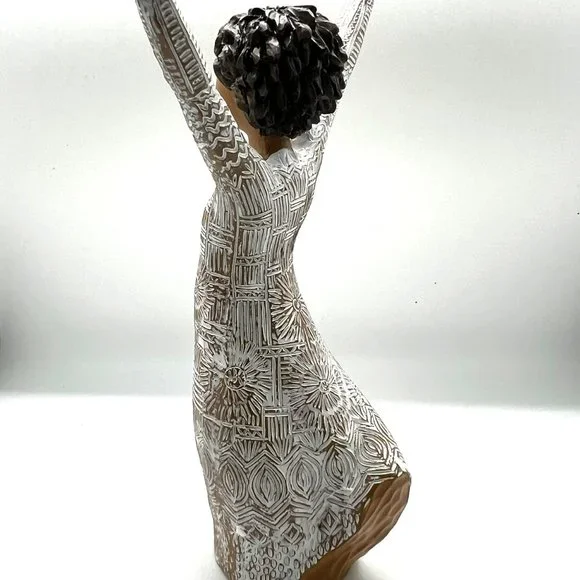 Darker Skin Figurine with Detailed Decor New - Picture 4 of 5